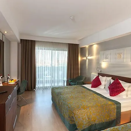 Seher Sun Palace 5* Side
